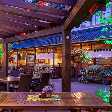 汉莎酒店 3*