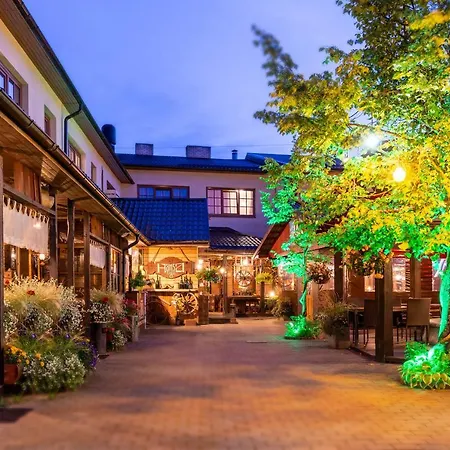 Hansa Hotel 3*
