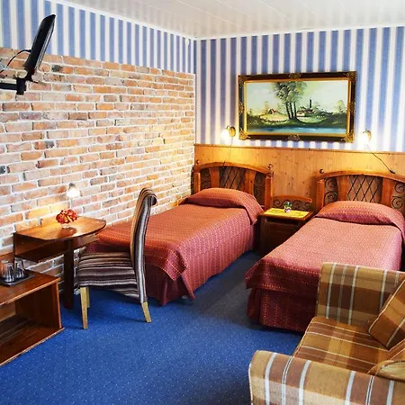 Hansa Hotel 3*